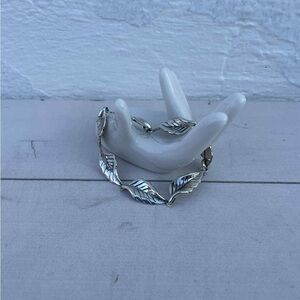 Elegant Silver Leaf Bracelet